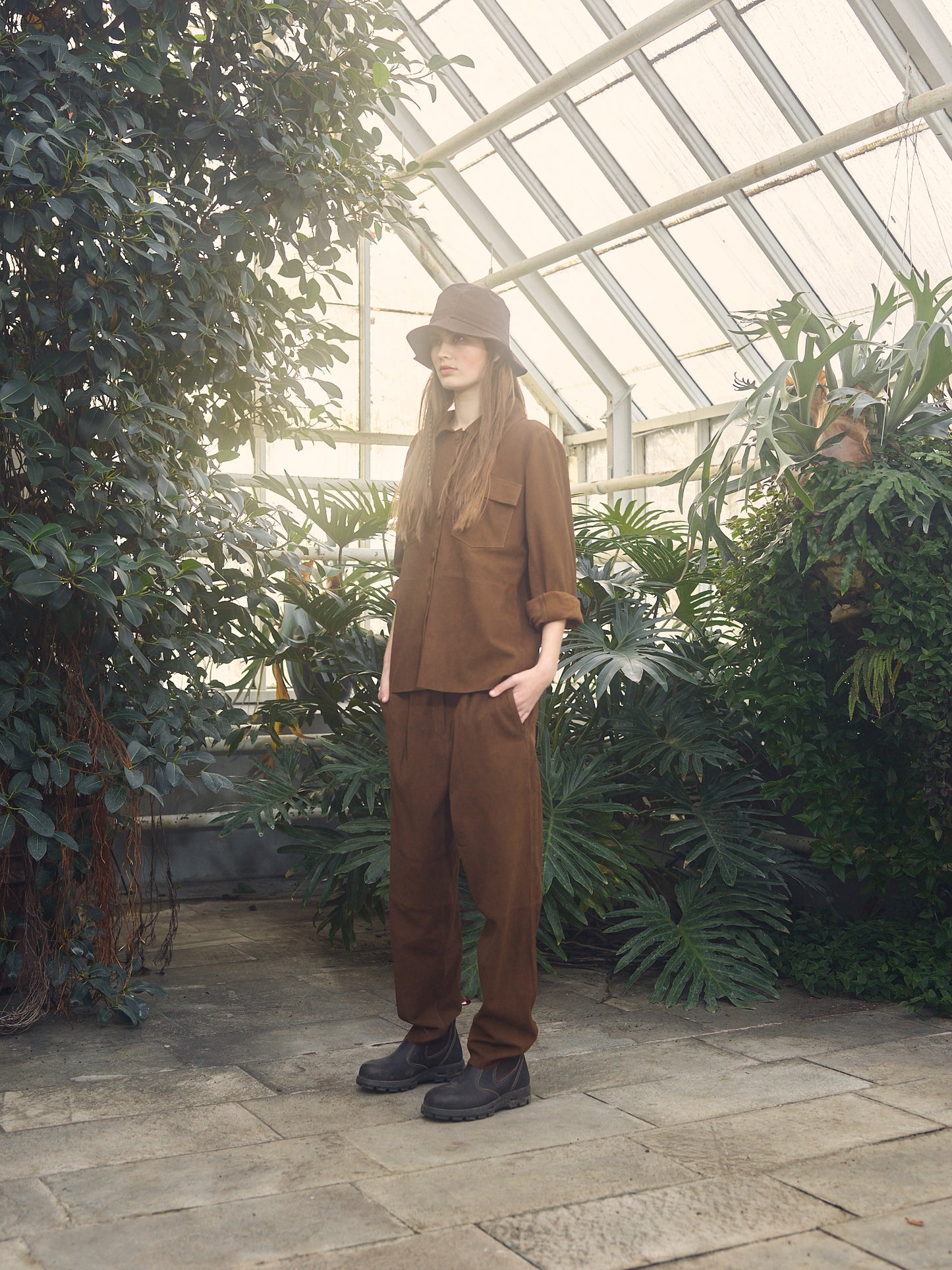 MDK-2035 Iris Pants Suede
